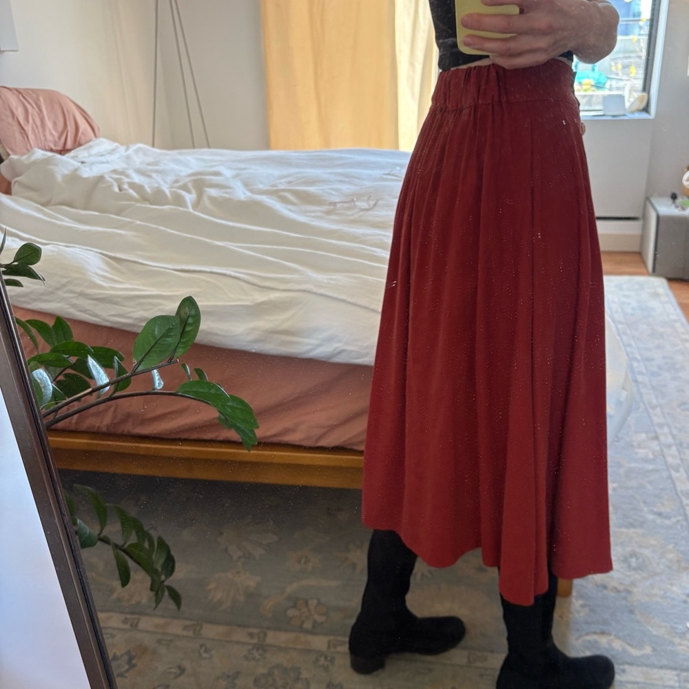 Pinkyotto Red Button-Front A-Line Skirt with Pleats - Picture 13 of 16